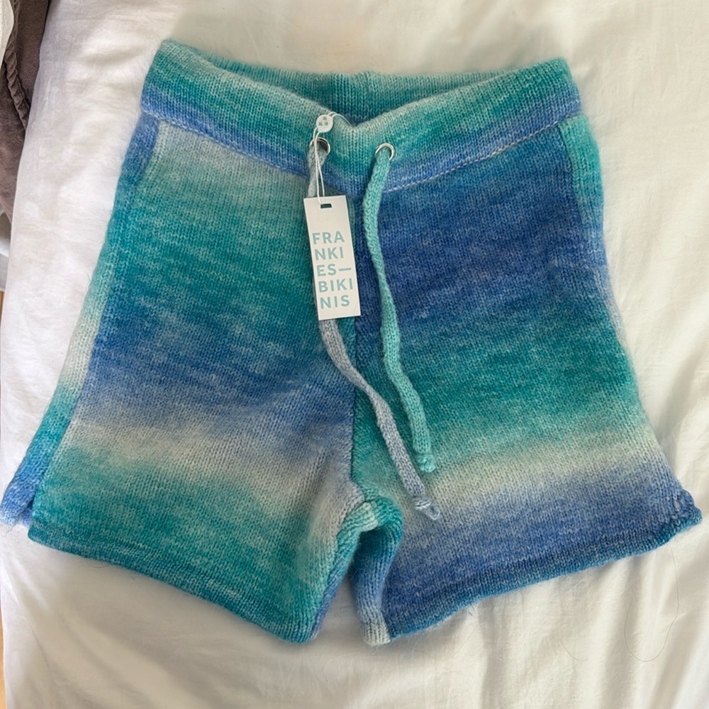 Frankie’s Bikinis blue knit short